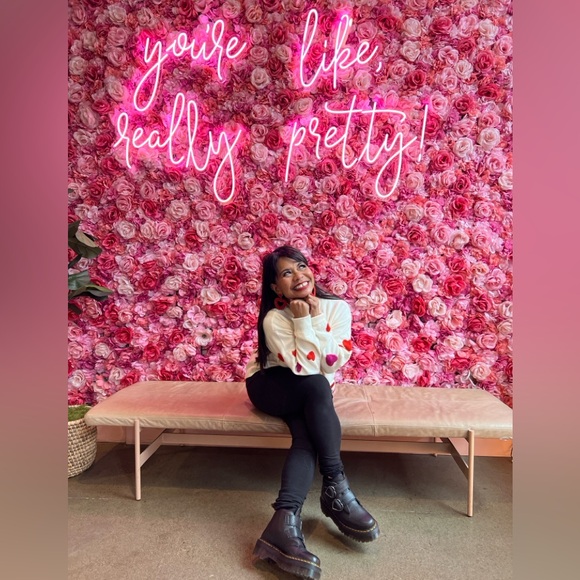 Meet your Posher, Joyce - Picture 3 of 4